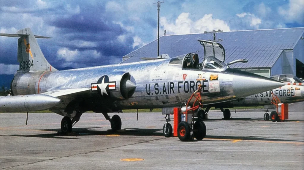 F-104C Starfighter altro esemplare basato a Da Nang si tratta dell'esemplare 60-934.