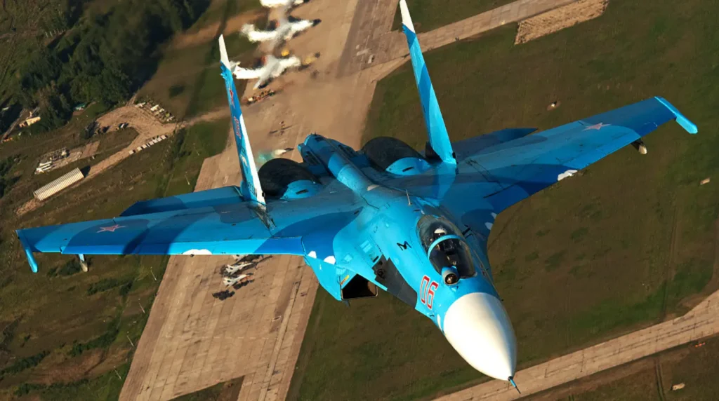 Sukhoi Su-27SM (Blue 06) in volo.© Filipp Modonov