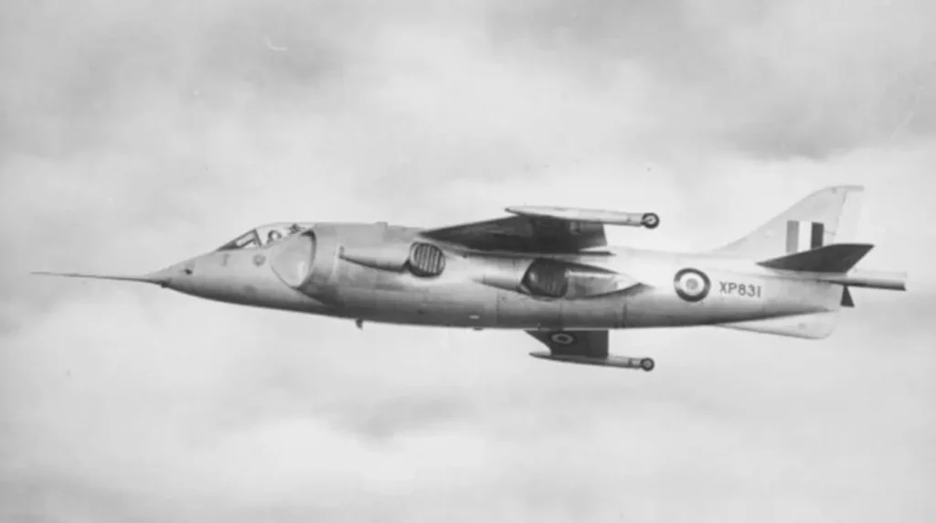 Il P.1127 durante le prove di volo. (Foto: airwar.ru)