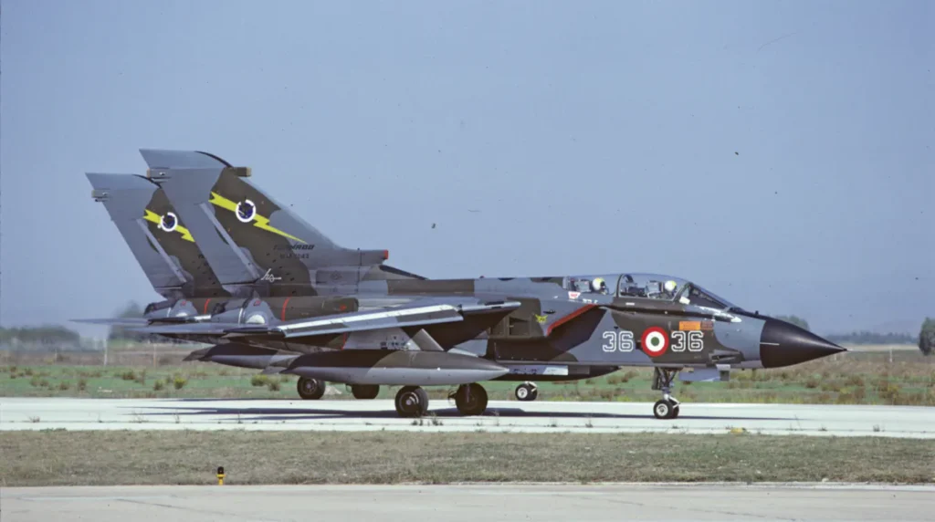 Cacciabombardiere Panavia Tornado IDS (MM7043) con codici di reparto 36-36 appartenente al 36° Stormo. Crediti fotografici: Archivio F. Anselmino (Cortesia di Aviastore).