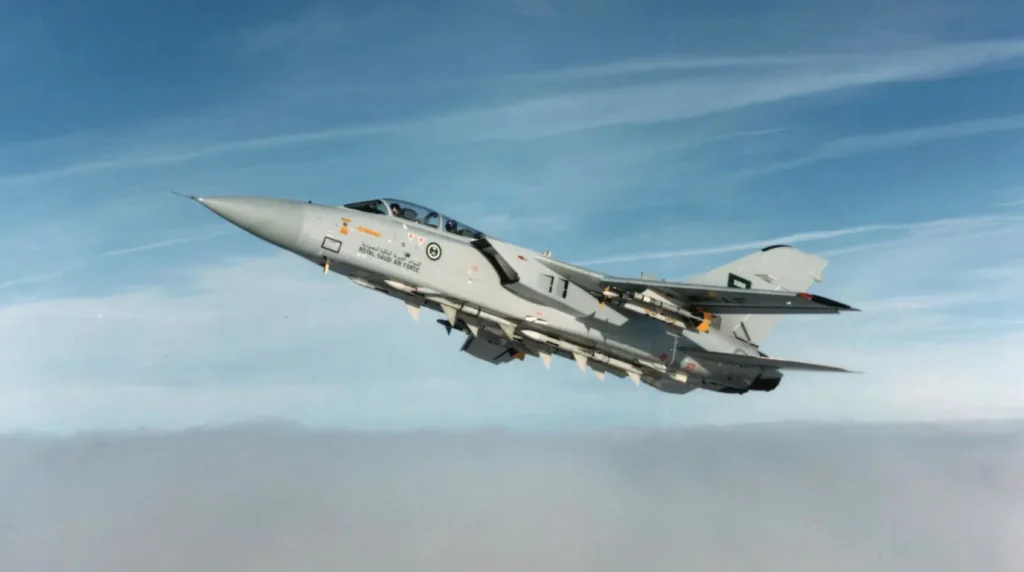 Tornado ADV / F.3 saudita si notano i 4 missili Skyflash e i 4 Sidewinder. Foto: BAE System.