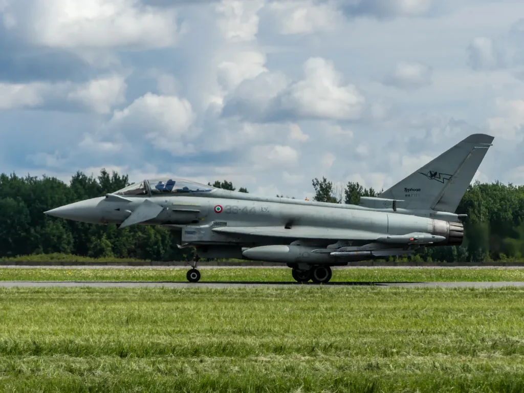 Il primo Scramble del 31 luglio scorso ha visto in azione i Typhoone del 36° Stormo. (Foto: Aeronautica Militare)