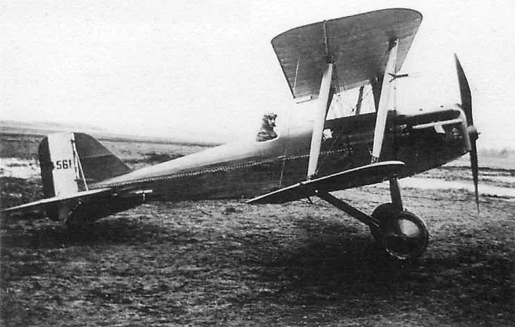 Frank Goodden sul prototipo dell' SE5 con il quale perse la vita. (Foto: Archivio aerostoria)