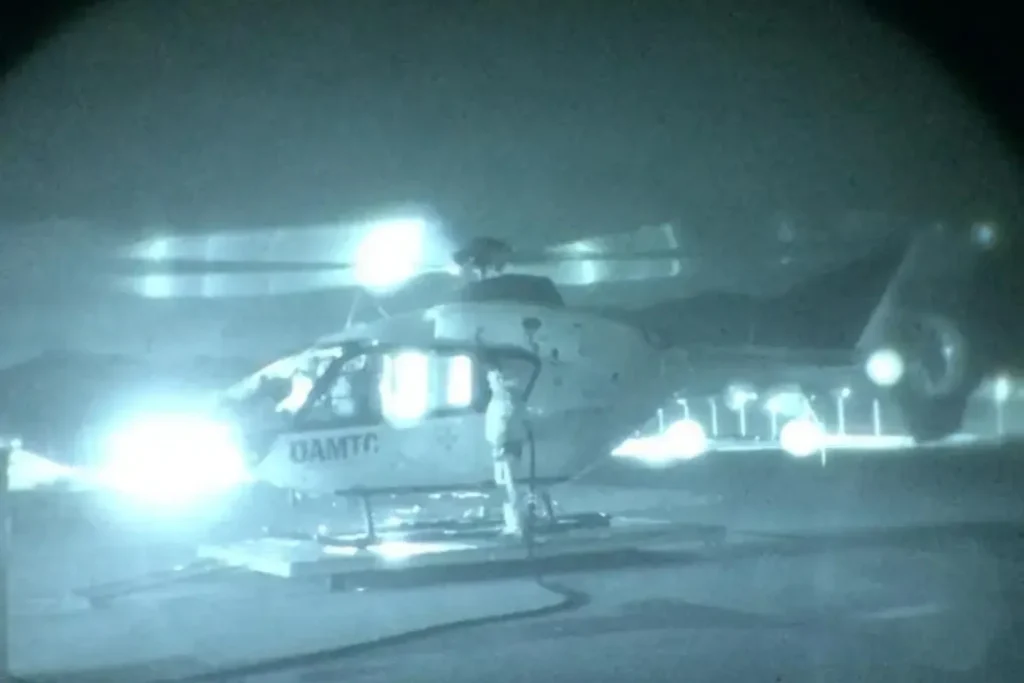 La visione di un pilota che indossa gli NVG. (foto Michael Berger)